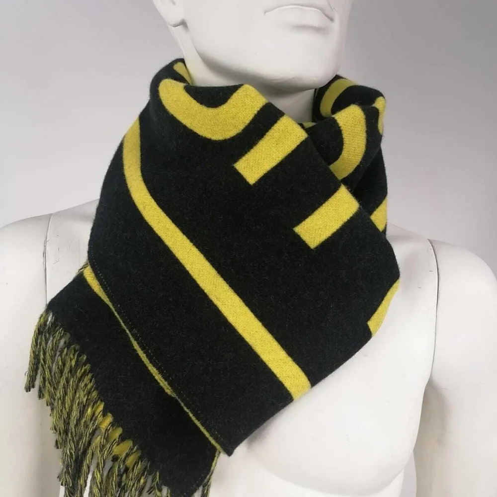 New Authentic Louis Vuitton Wool Cashmere City Gravity Scarf - Picture 12 of 12